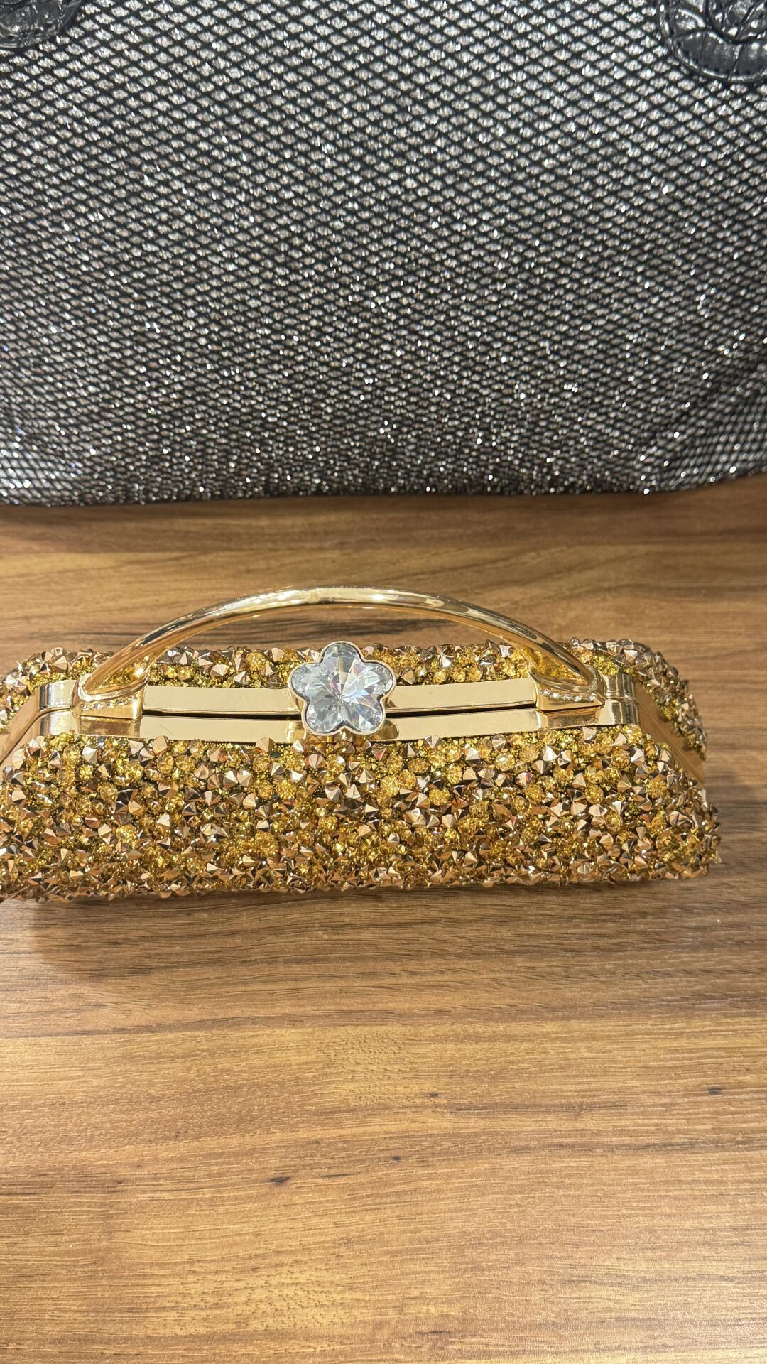 ALTIN  TAŞ YILDIZ ÇANTA