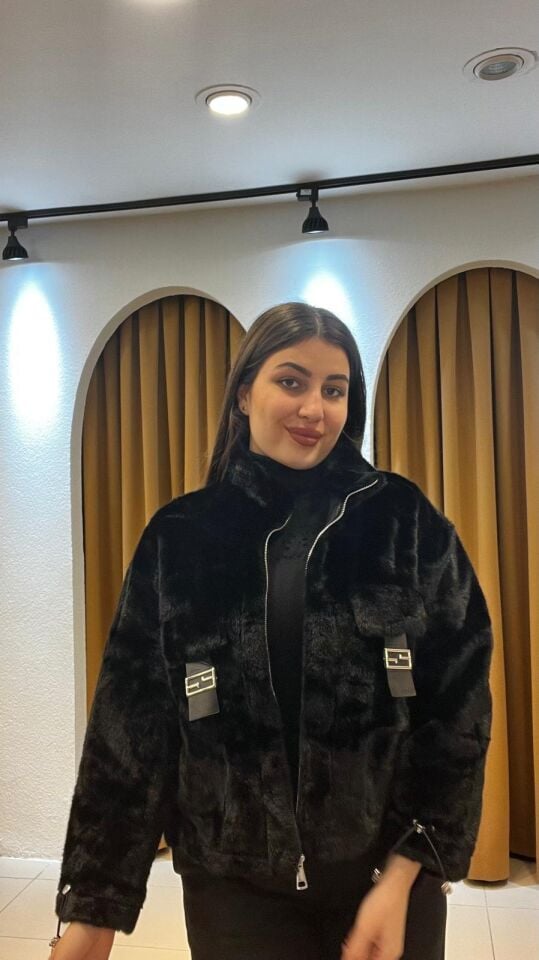 SİYAH KISA KÜRK