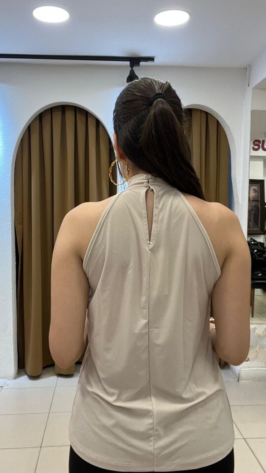 BEJ HALTER YAKA BLUZ