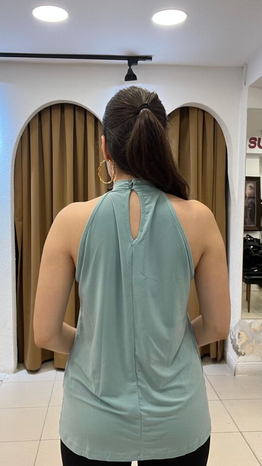 MİNT YEŞİL HALTER YAKA BLUZ