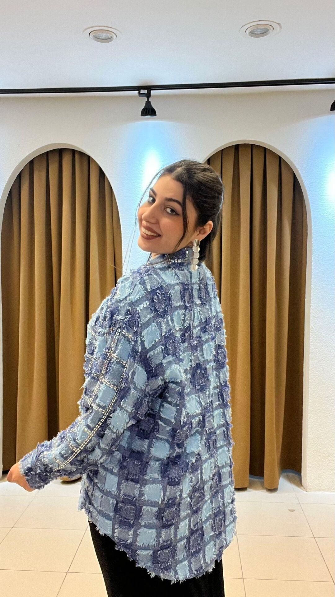 MAVİ İTHAL TAŞLI GÖMLEK