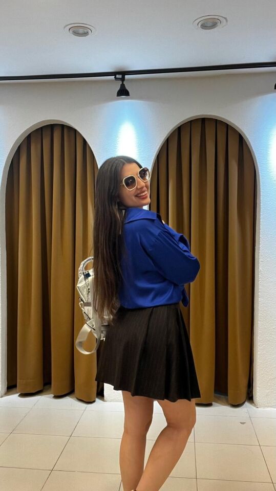 SİYAH PİLELİ ETEK