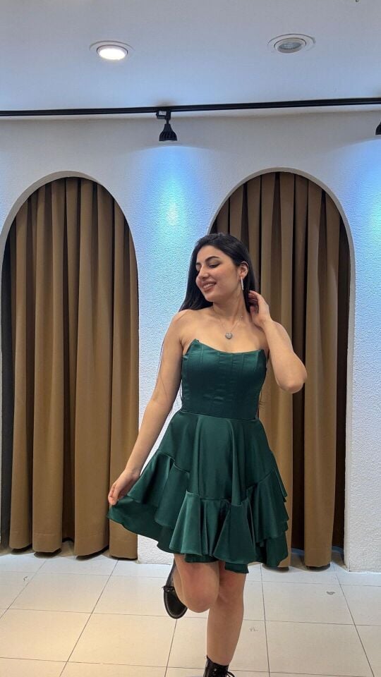 YEŞİL MİNİ ELBİSE