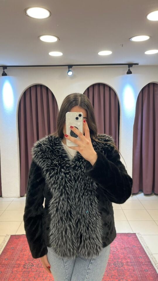 SiYAH ÖNÜ GRİ YÜN DETAYLI İTHAL KÜRK Standart