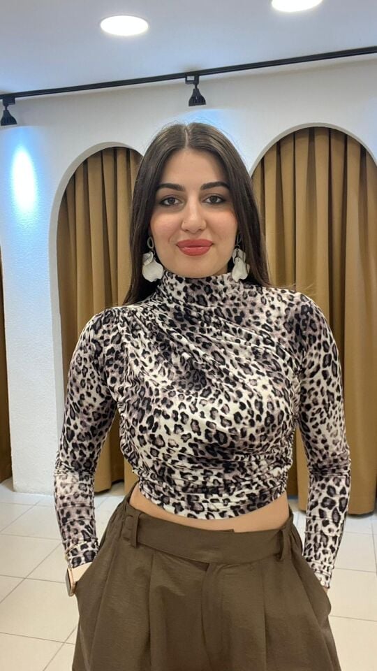 LEOPAR BOĞAZLI BLUZ
