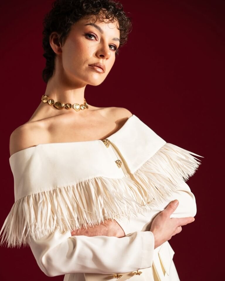 ROBASI ORGANZE SAÇAKLI DÜĞME DETAYLI KREP ABİYE ELBİSE  36