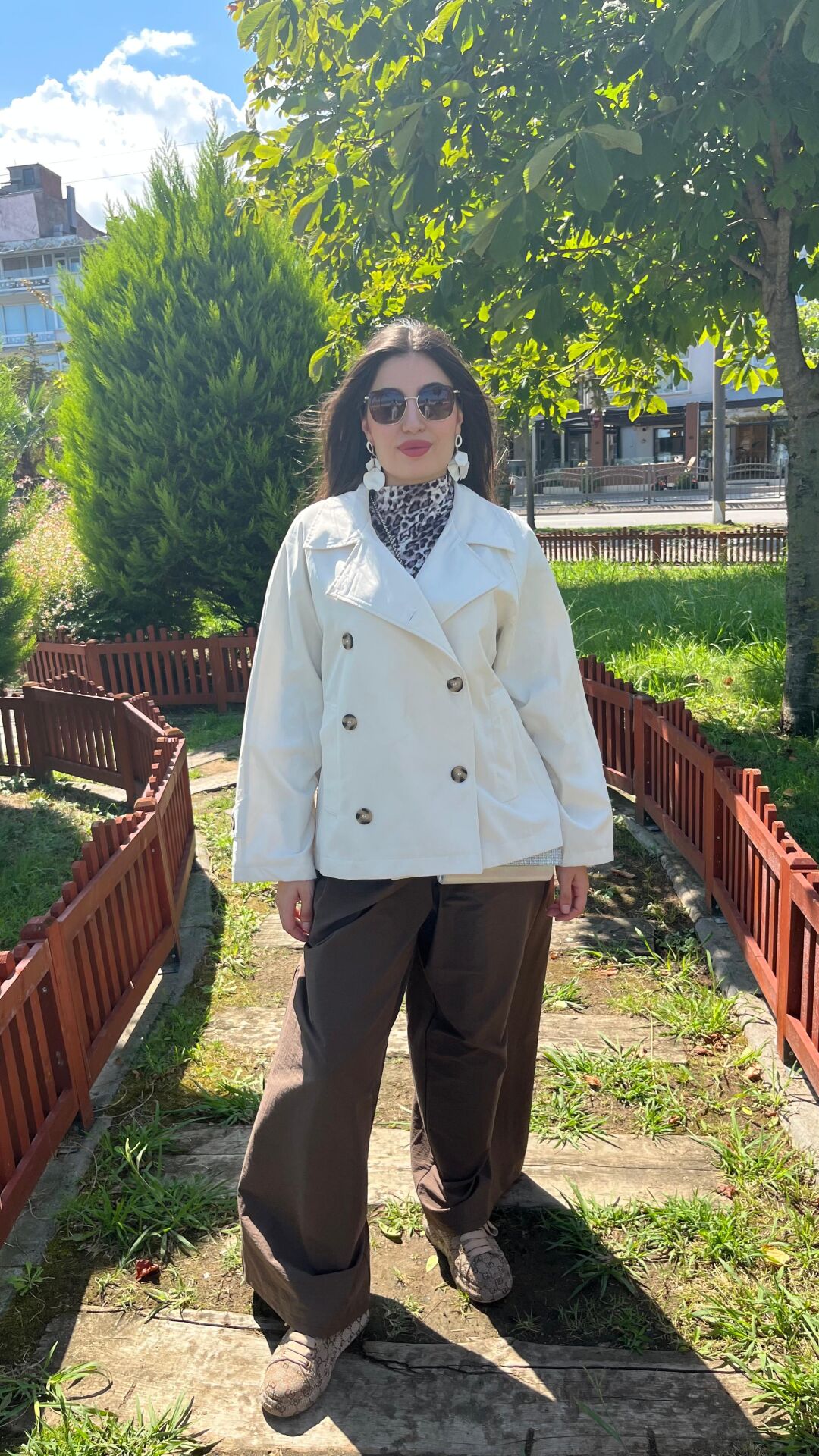 EKRU KISA TRENÇ