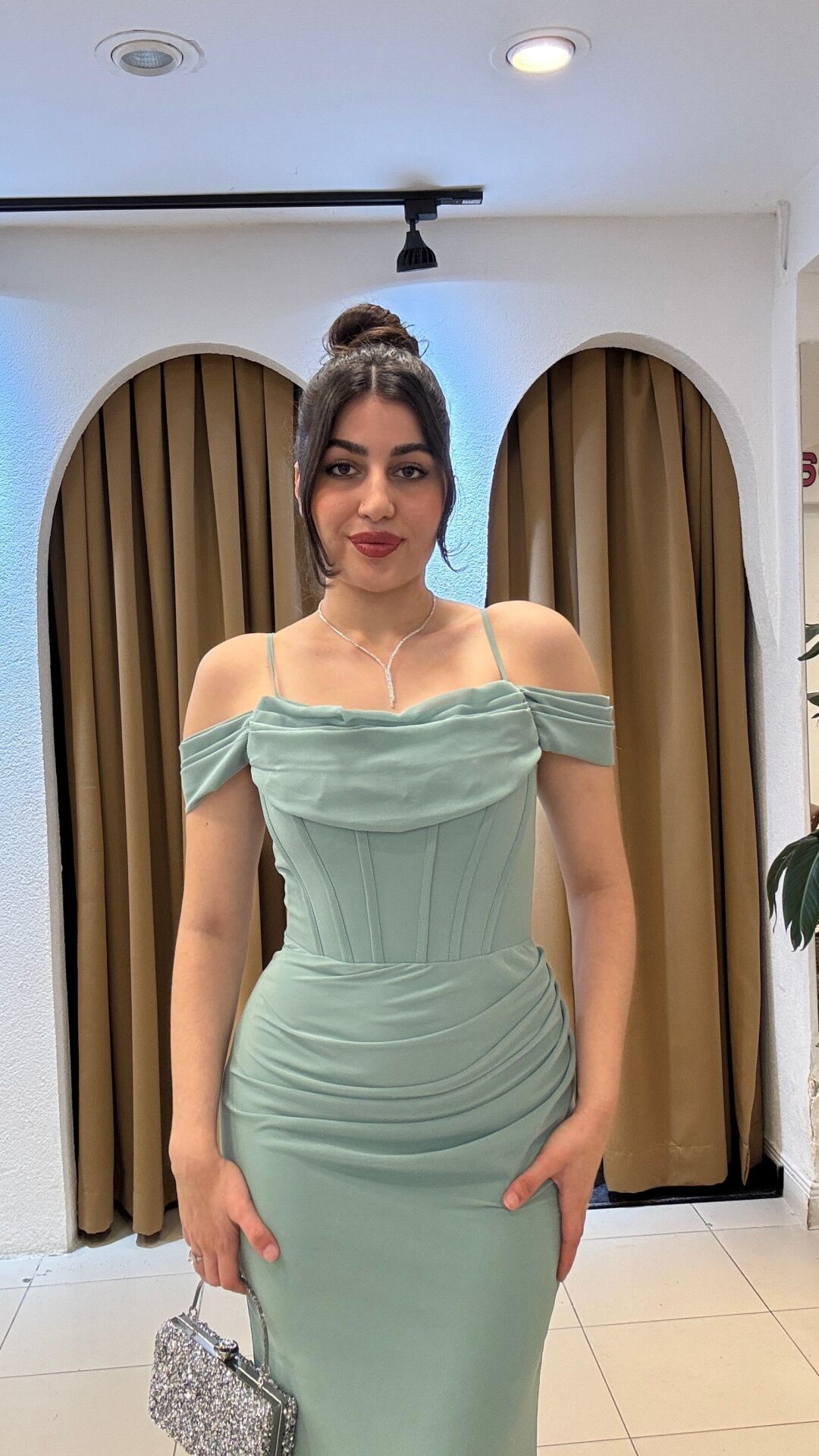 MİNT YEŞİLİ UZUN ABİYE