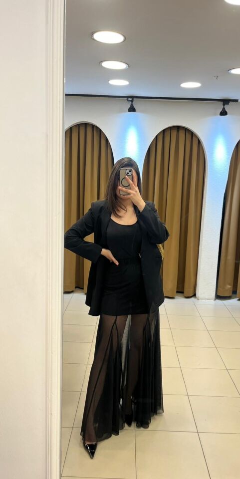 SİYAH KISA TÜL ETEK  TEK DÜĞMELİ CEKET TAKIM