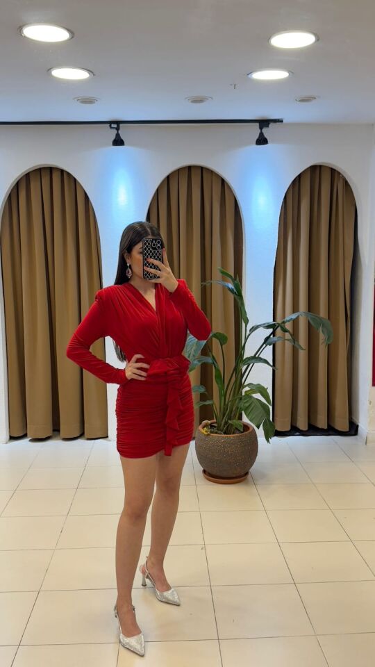 KIRMIZI KRUVAZE YAKA MİNİ ELBİSE 38