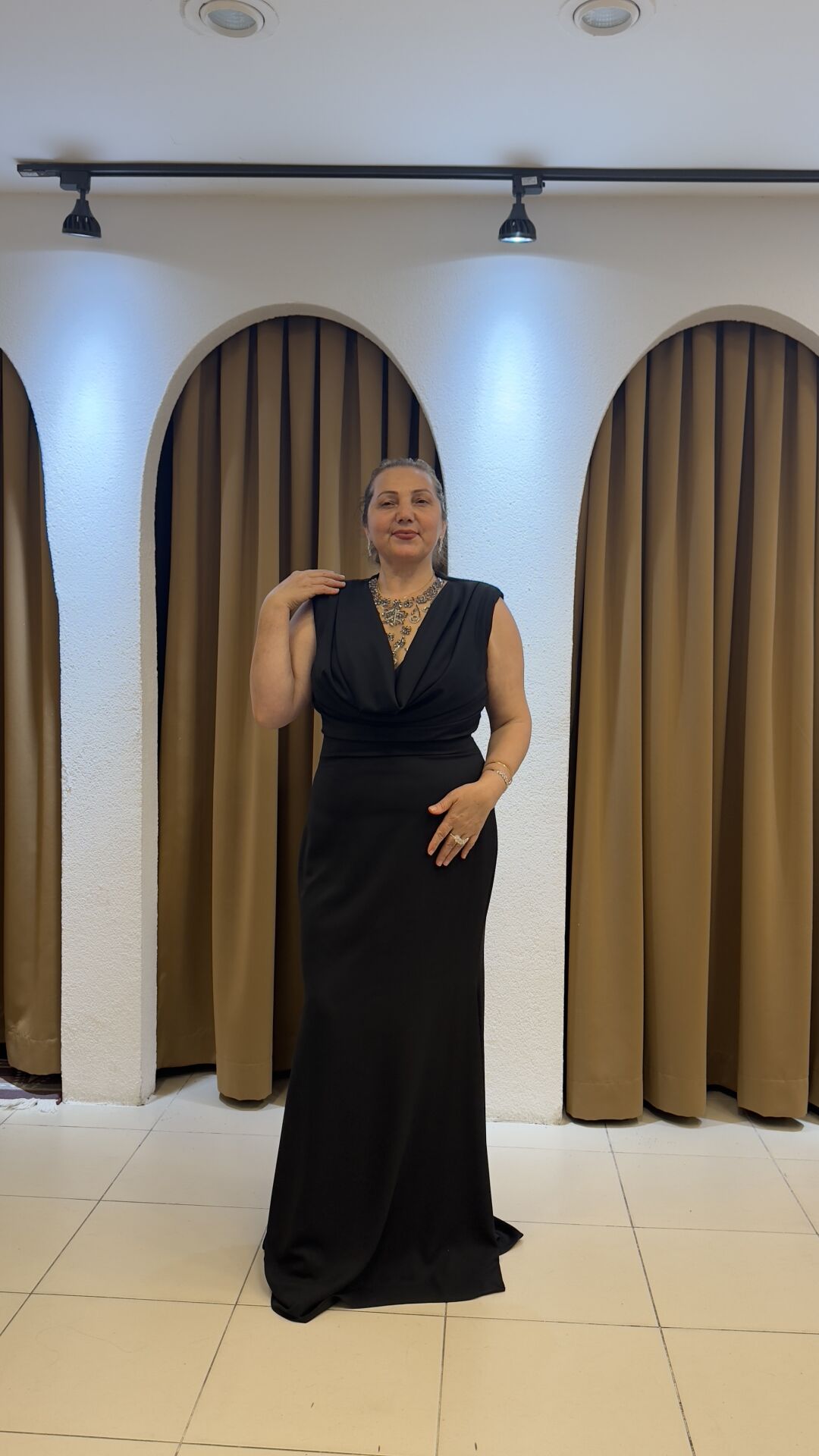 SİYAH DEGAJE YAKA ABİYE