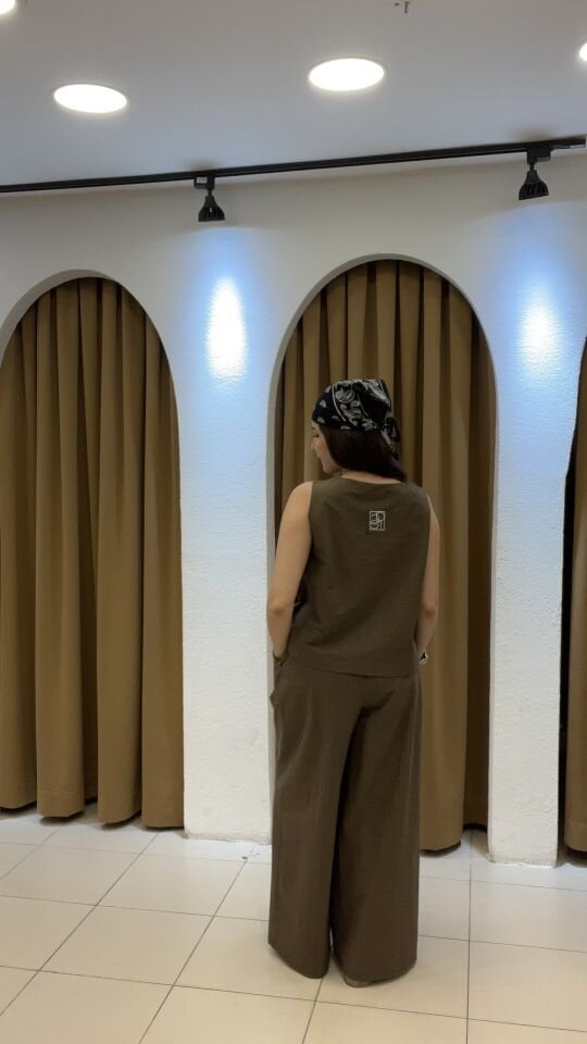 KAHVERENGİ ÖNDEN FERMUARLI TASARIM CEPLİ TAKIM