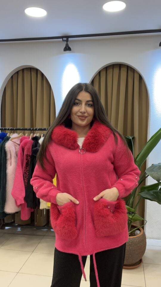 PEMBE ÖNDEN FERMUARLI ANGORA KÜRK Standart