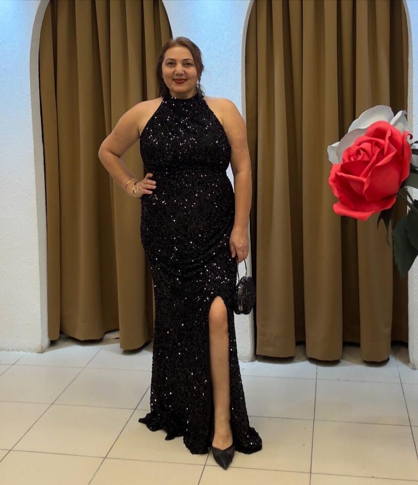 LACİVERT PAYETLİ HALTER YAKA UZUN YIRTMAÇLI ABİYE