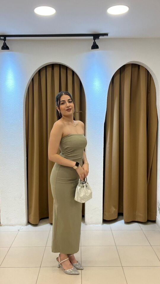 SU YEŞİLİ STRAPLEZ MİDİ BOY ELBİSE