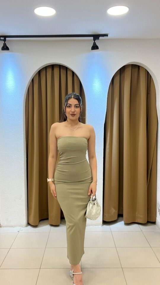 SU YEŞİLİ STRAPLEZ MİDİ BOY ELBİSE