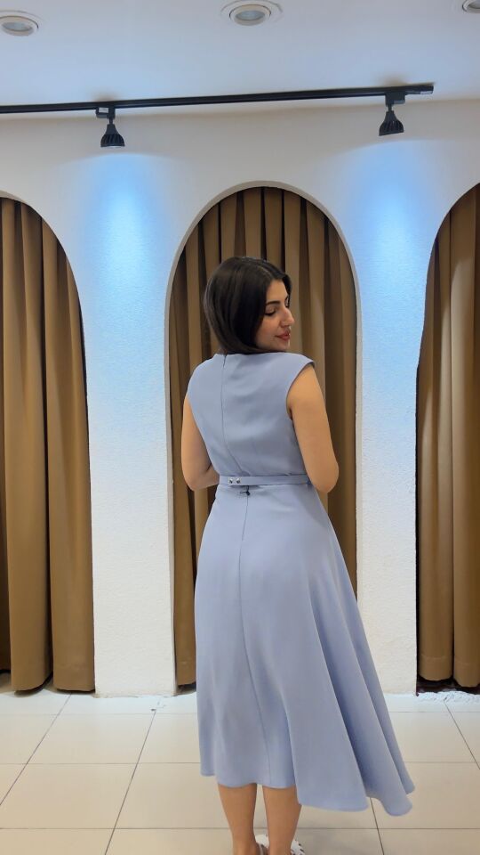 BEBE MAVİSİ MIDI BOY ELBİSE