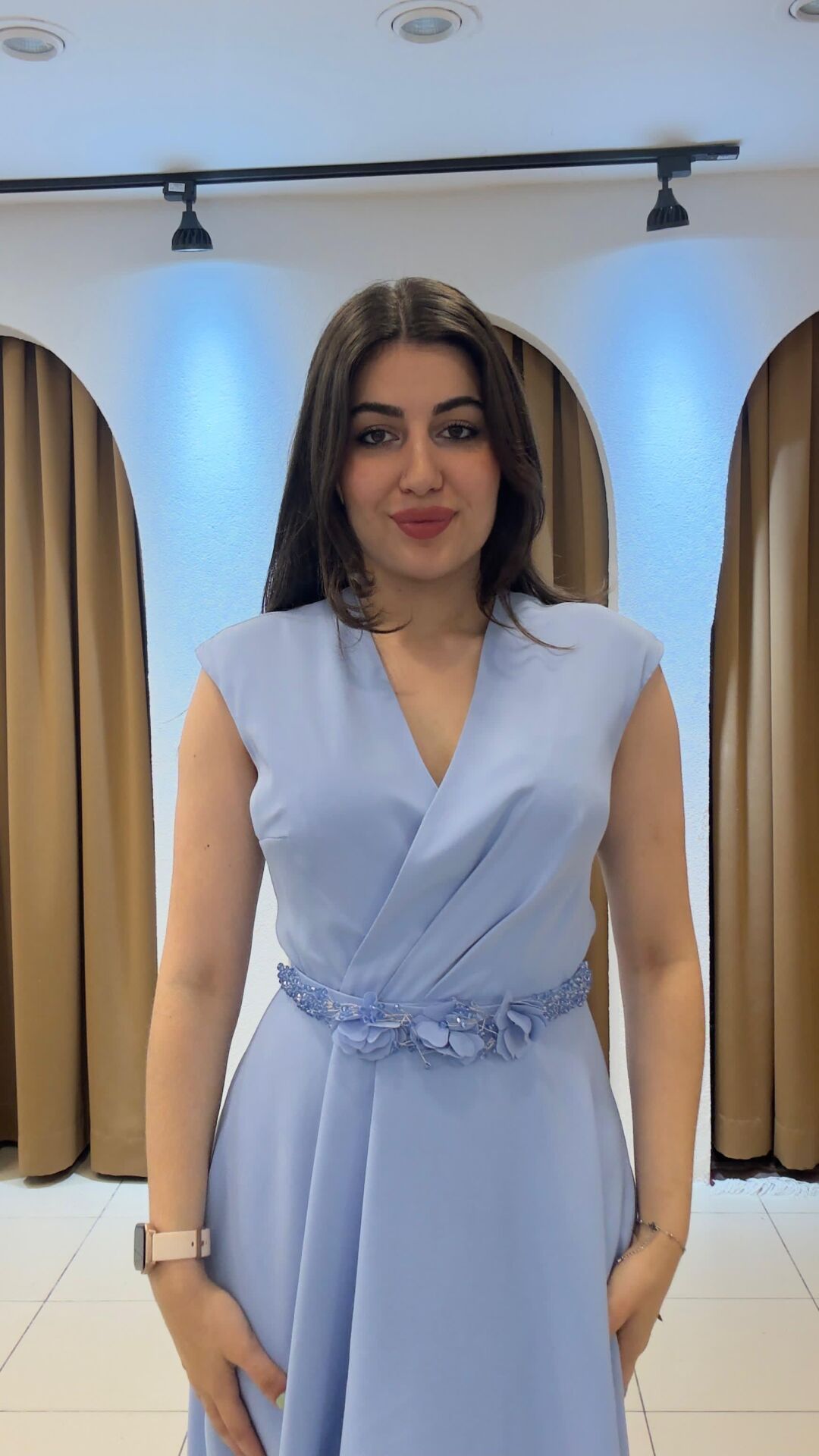 BEBE MAVİSİ MIDI BOY ELBİSE