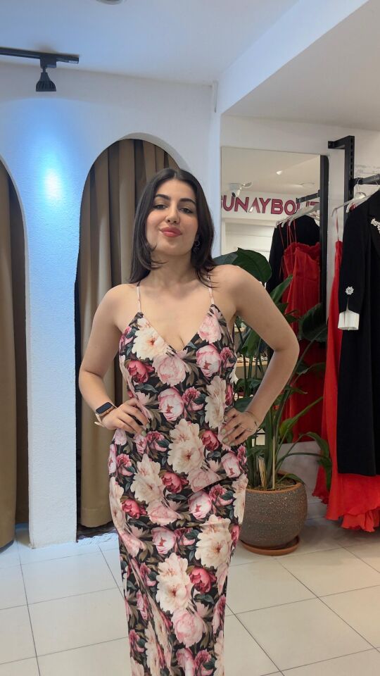 ÇİÇEK DESENLİ UZUN ELBİSE