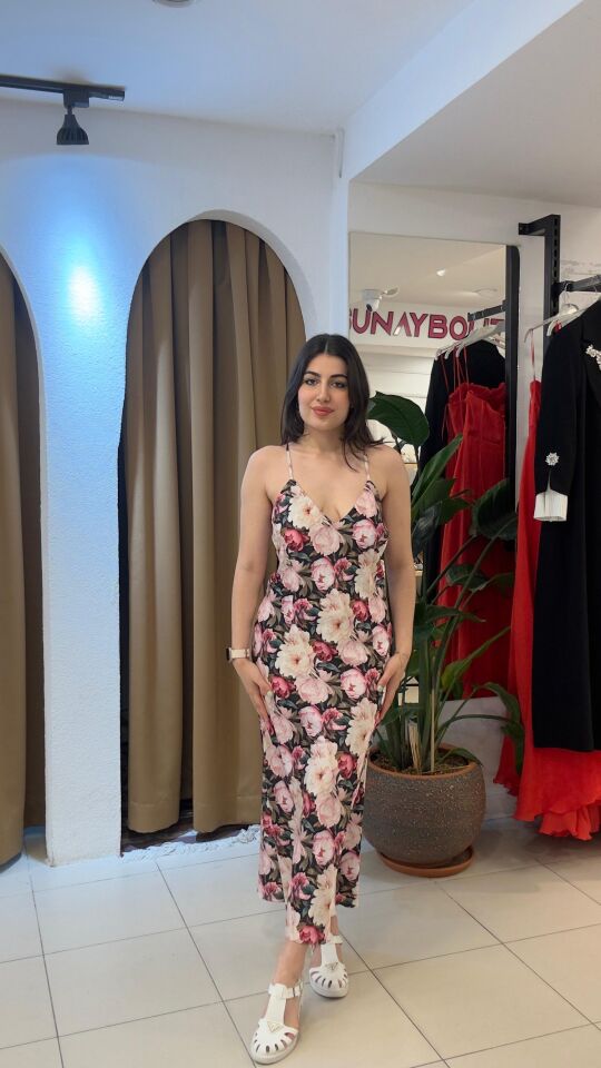 ÇİÇEK DESENLİ UZUN ELBİSE