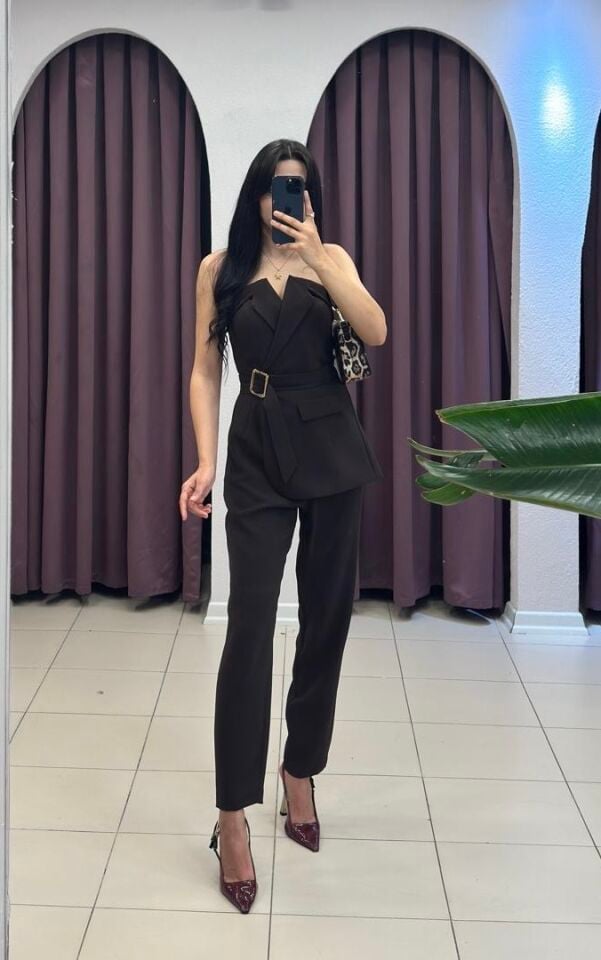 Kahverengi Straplez Blazer Yaka Detaylı Kemerli Bluz ve Kumaş Pantolon İkili Takım KAHVERENGİ - 42