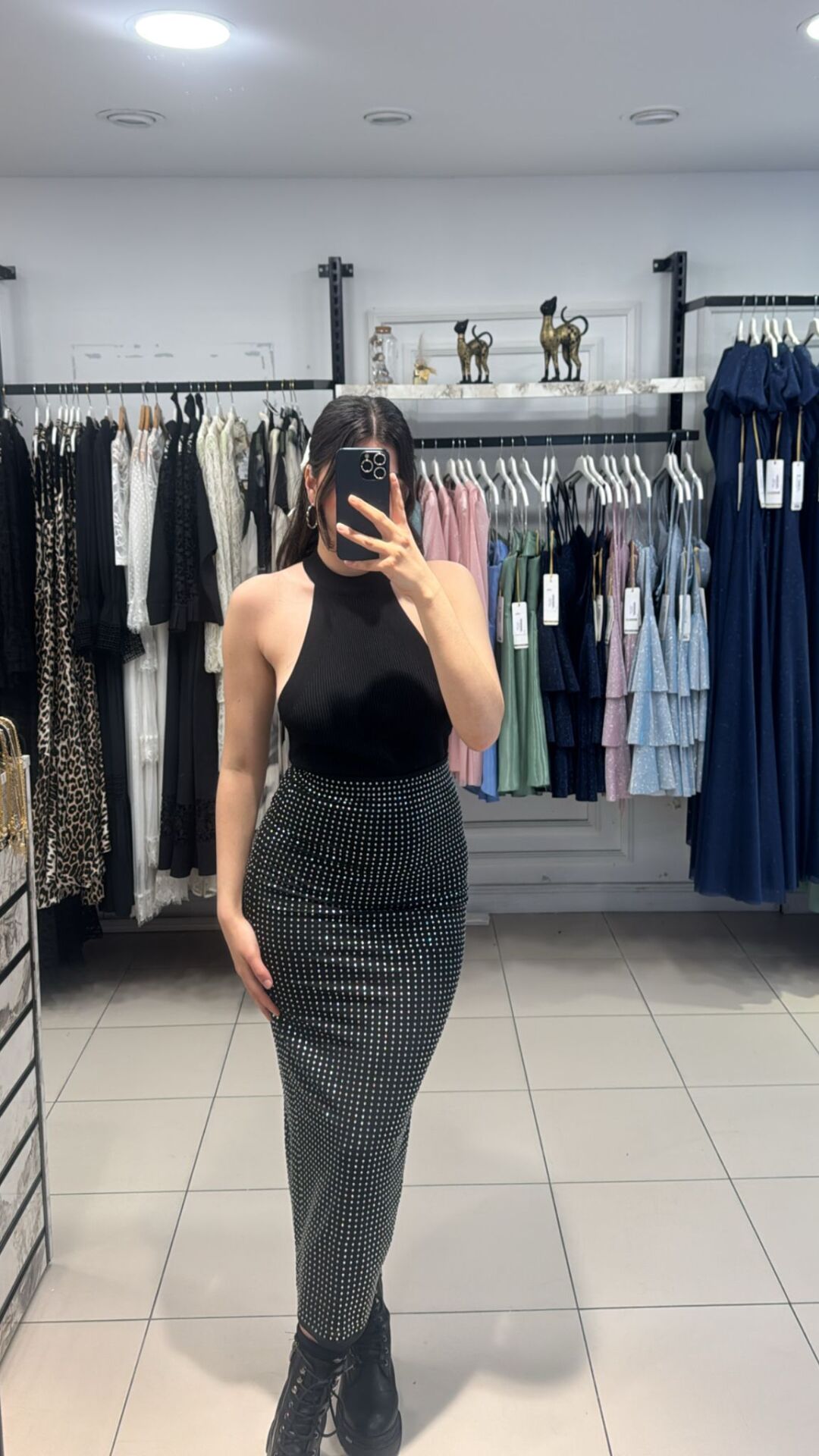 SİYAH SIRT DETAY CROP