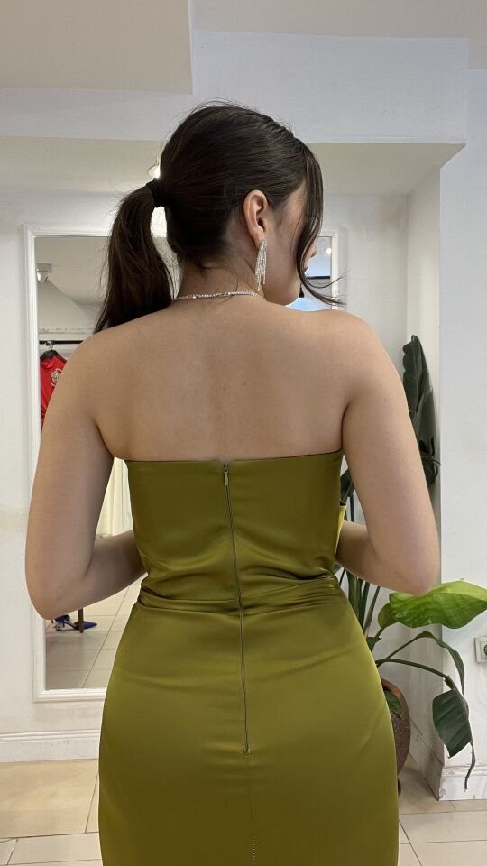 YAĞ YEŞİL PİLELİ STRAPLEZ ABİYE