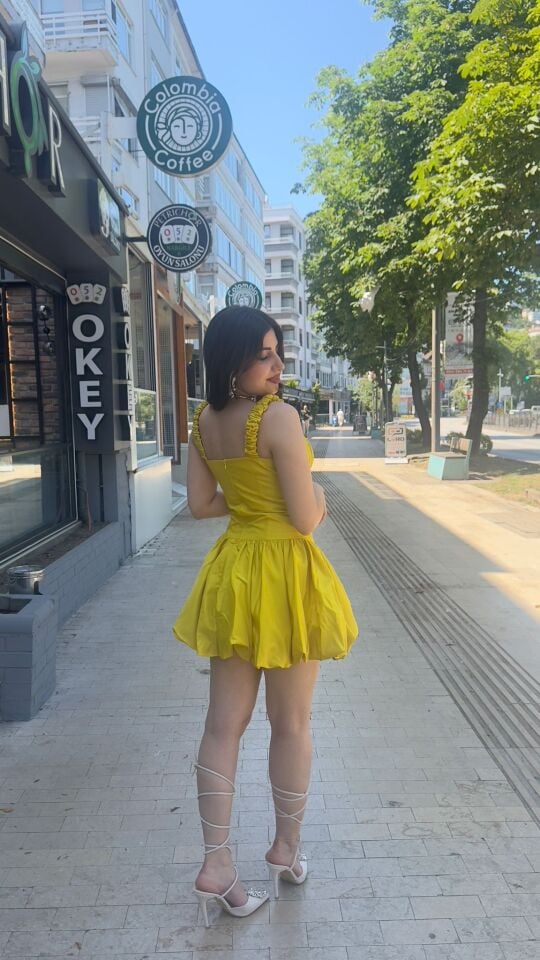 SARI ELBİSE