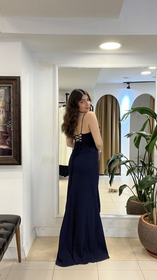 LACİVERT YIRTMAÇLI ABİYE