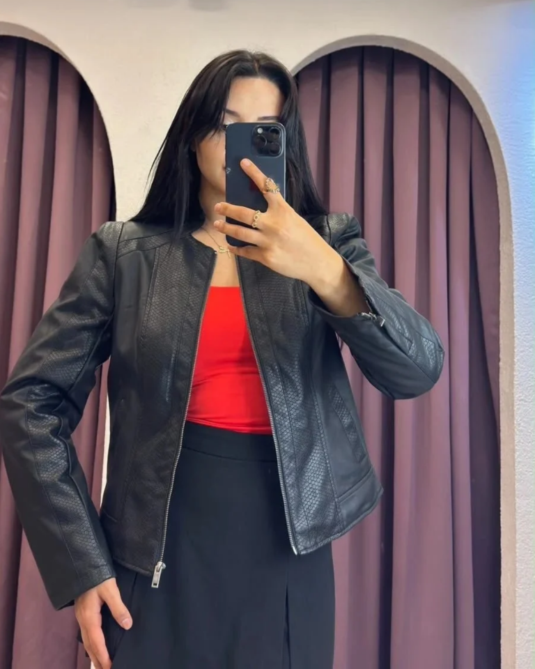Siyah Fermuarlı Hakim Yaka Desenli Deri Ceket S