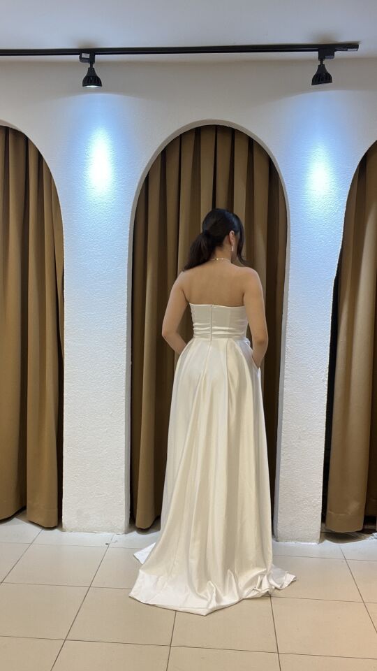 BEYAZ SATEN STRAPLEZ  UZUN ABİYE