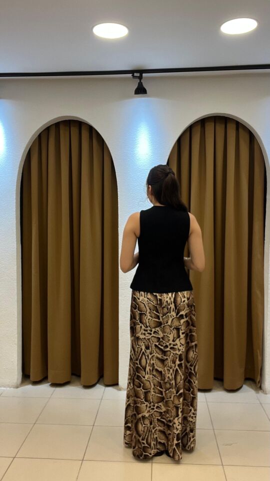 ETEĞİ LEOPAR DESENLİ SATEN TAKIM