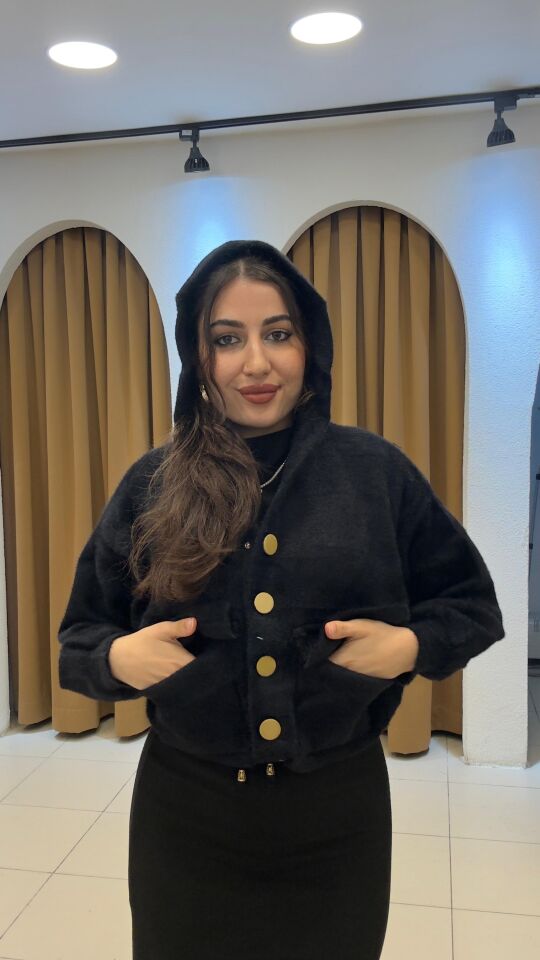 SİYAH KAPİŞONLU ÇITÇIT HIRKA