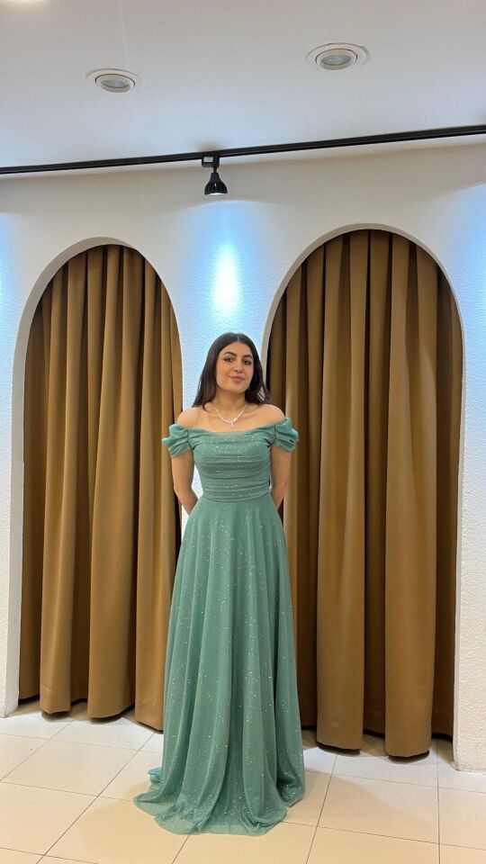 MİNT YEŞİL MADONNA YAKA UZUN ABİYE