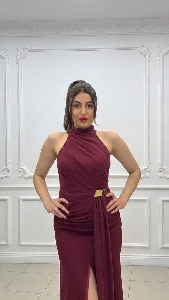 Mürdüm halter yaka saten gold detaylı yandan kuyruklu balık model abiye 44