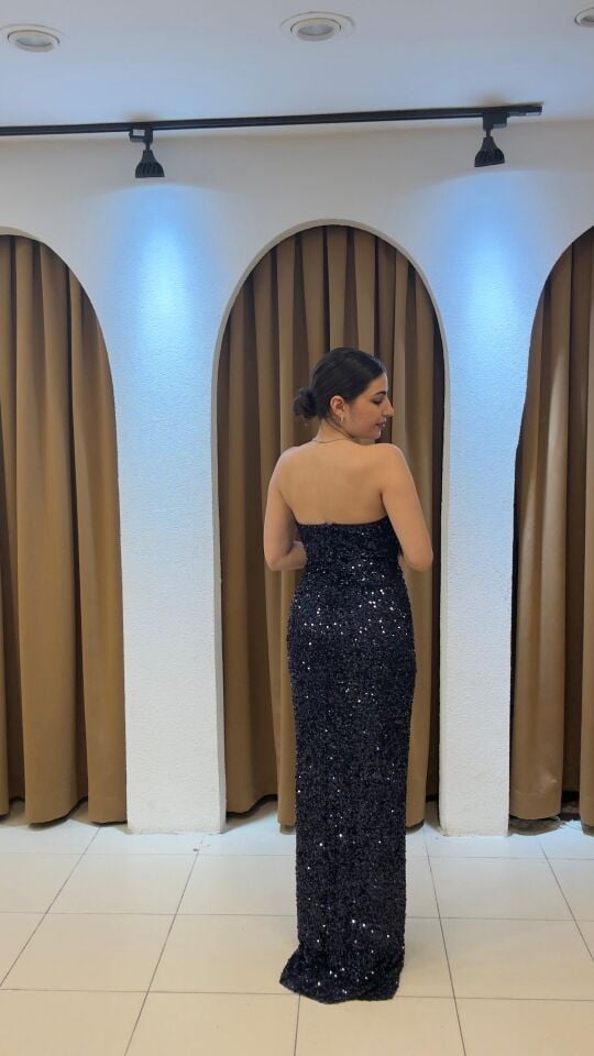 LACİVERT PAYETLİ UZUN STRAPLEZ ABİYE