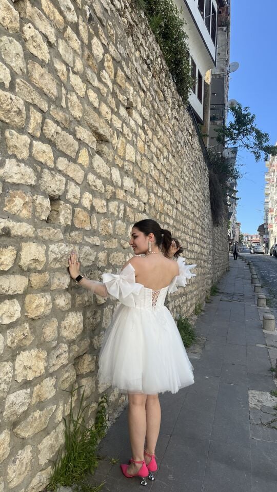 BEYAZ AFTER PARTY STRAPLEZ ABİYE