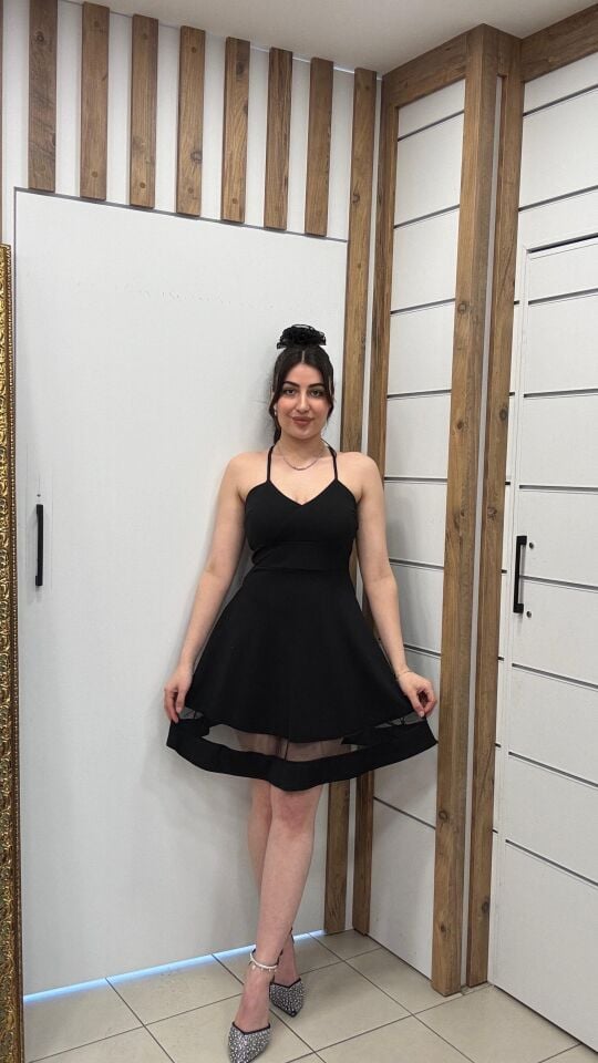 SİYAH İP ASKILI ARKASI ÇAPRAZ MİNİ ELBİSE XL