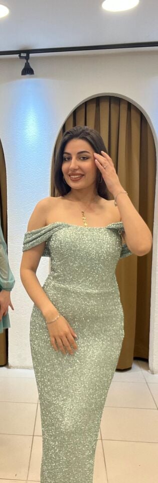 MİNT YEŞİLİ MADONNA YAKA PULLU ARKADAN ABİYE