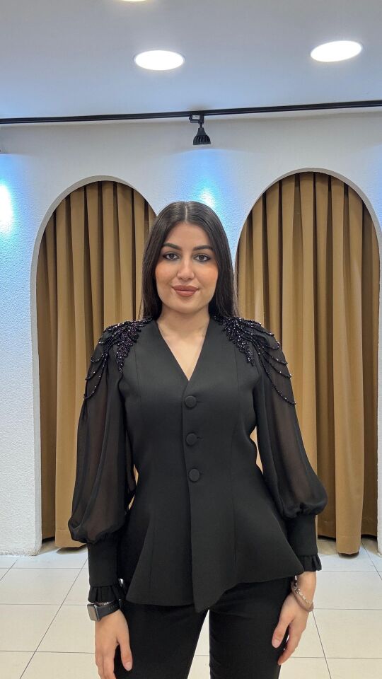 SİYAH EL İŞİ BONCUK DETAYLI  TAKIM 44