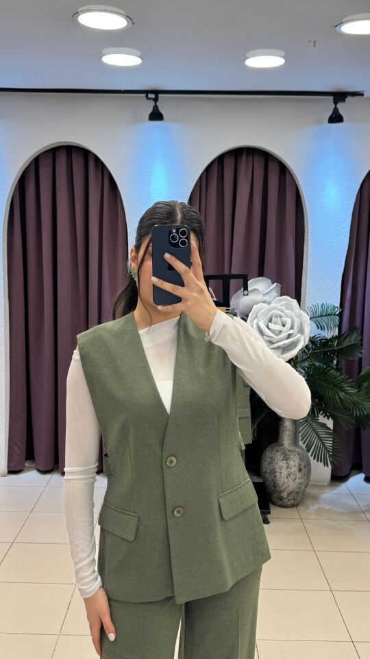 HAKİ YEŞİLİ V YAKA DÜZ MODERN DÜĞMELİ YELEK