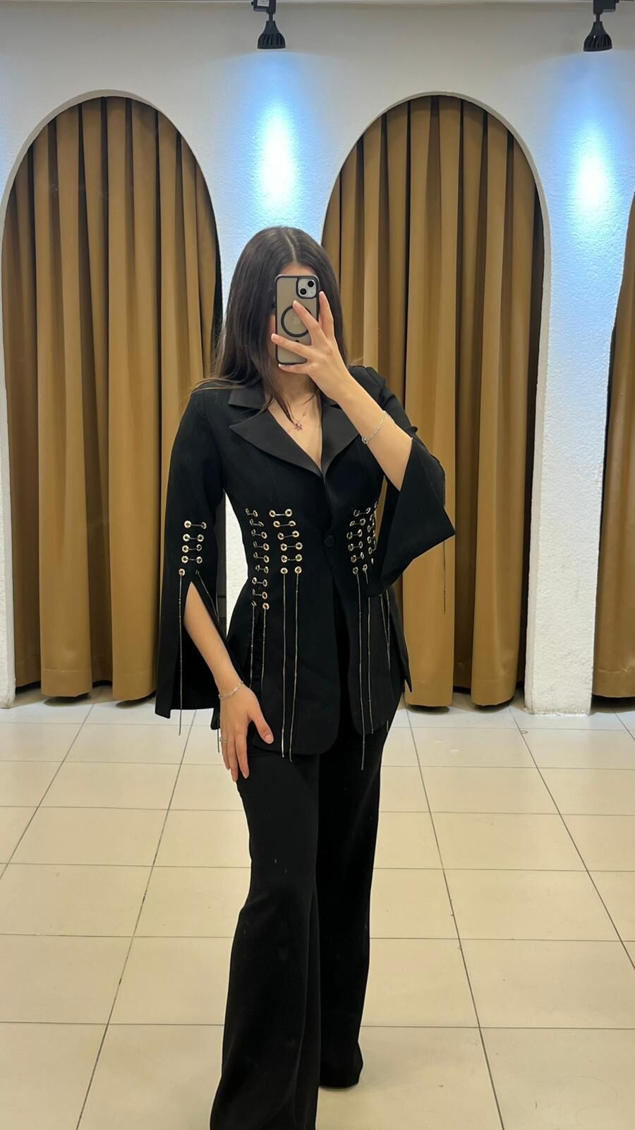 SiYAH KUMAŞ ZİNCİR DETAYLI ÜÇLÜ TAKIM