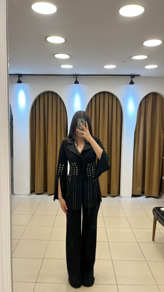 SiYAH KUMAŞ ZİNCİR DETAYLI ÜÇLÜ TAKIM 44