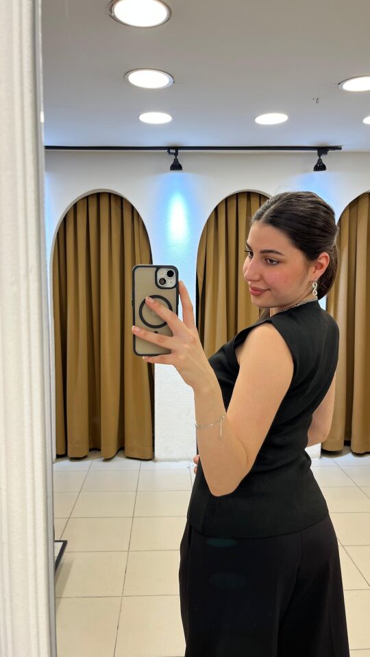 ASKILI DÜĞMELİ YELEK Standart - SİYAH