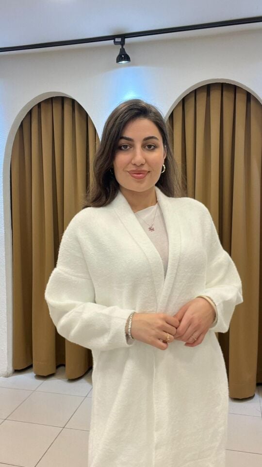 KREM YÜN UZUN HIRKA