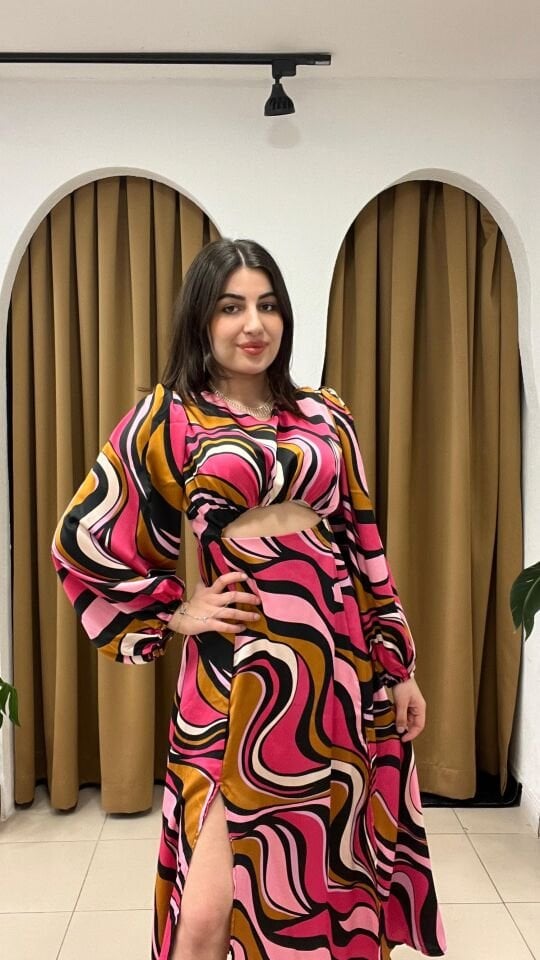 FUŞYA ŞİFON DESENLİ ELBİSE