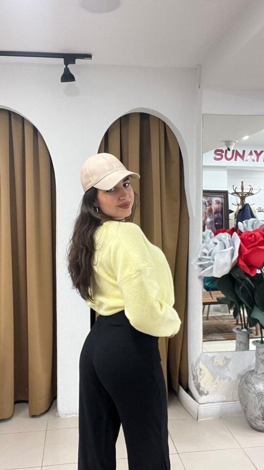 SİYAH KESİM RAHAT PANTOLON