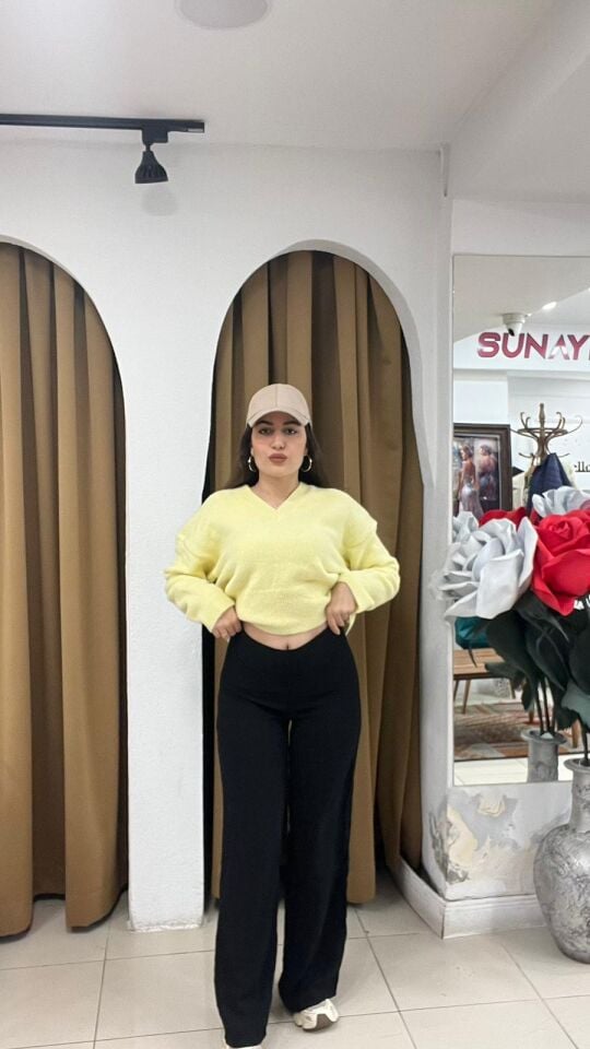 SİYAH KESİM RAHAT PANTOLON S