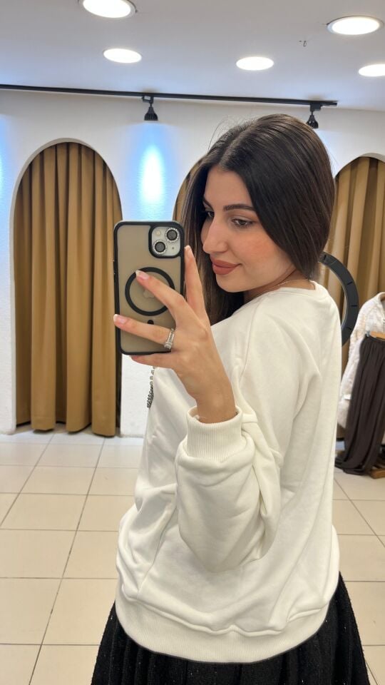 BEYAZ TAŞLI SWEAT