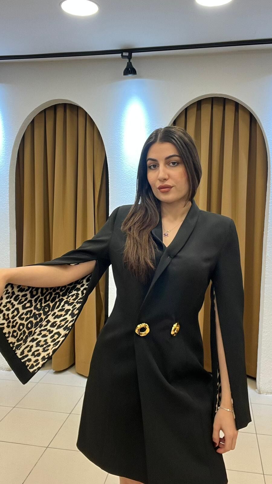 SİYAH LEOPAR DESENLİ CEKET ELBİSE